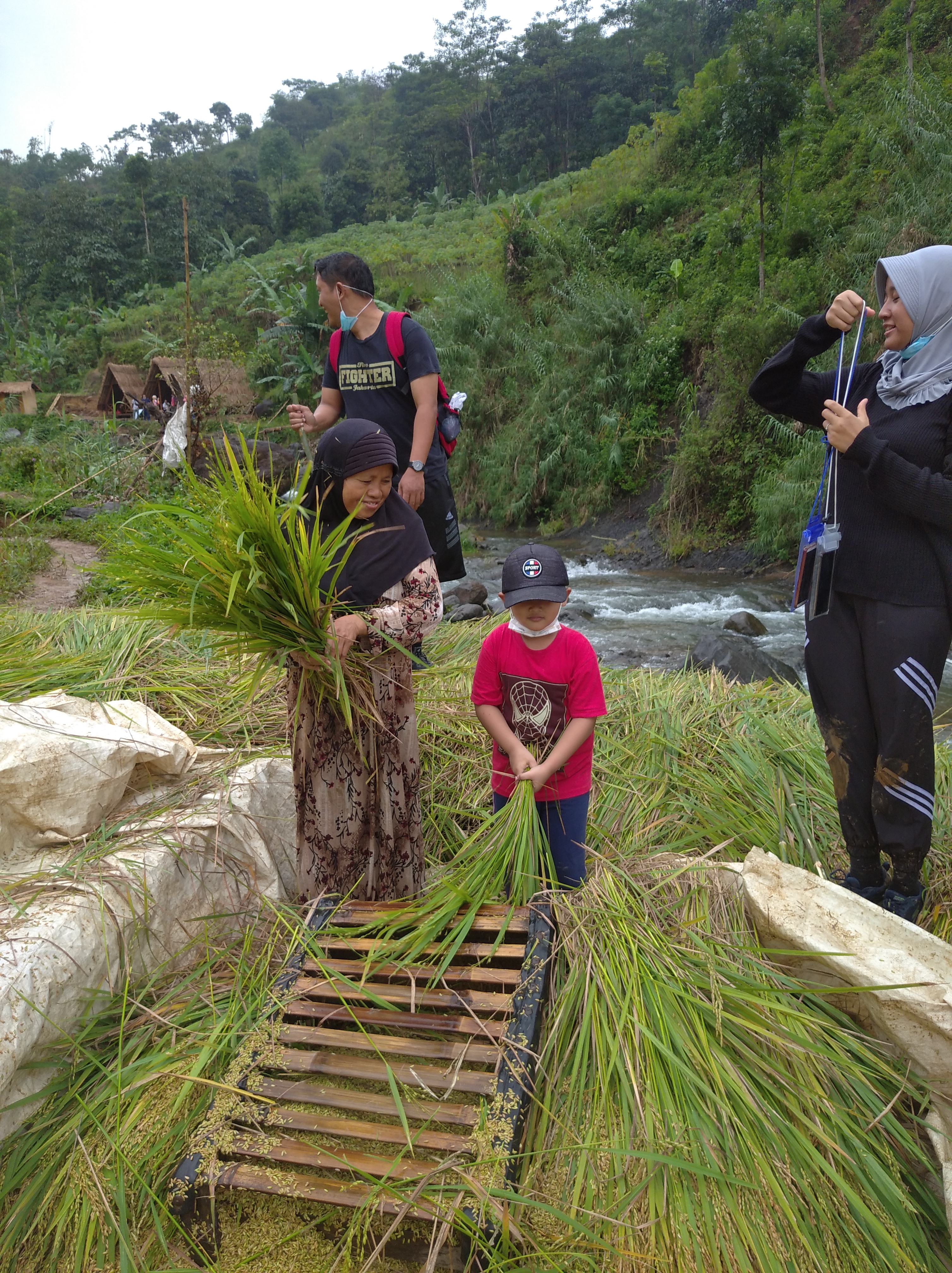 Paket Trekking Family